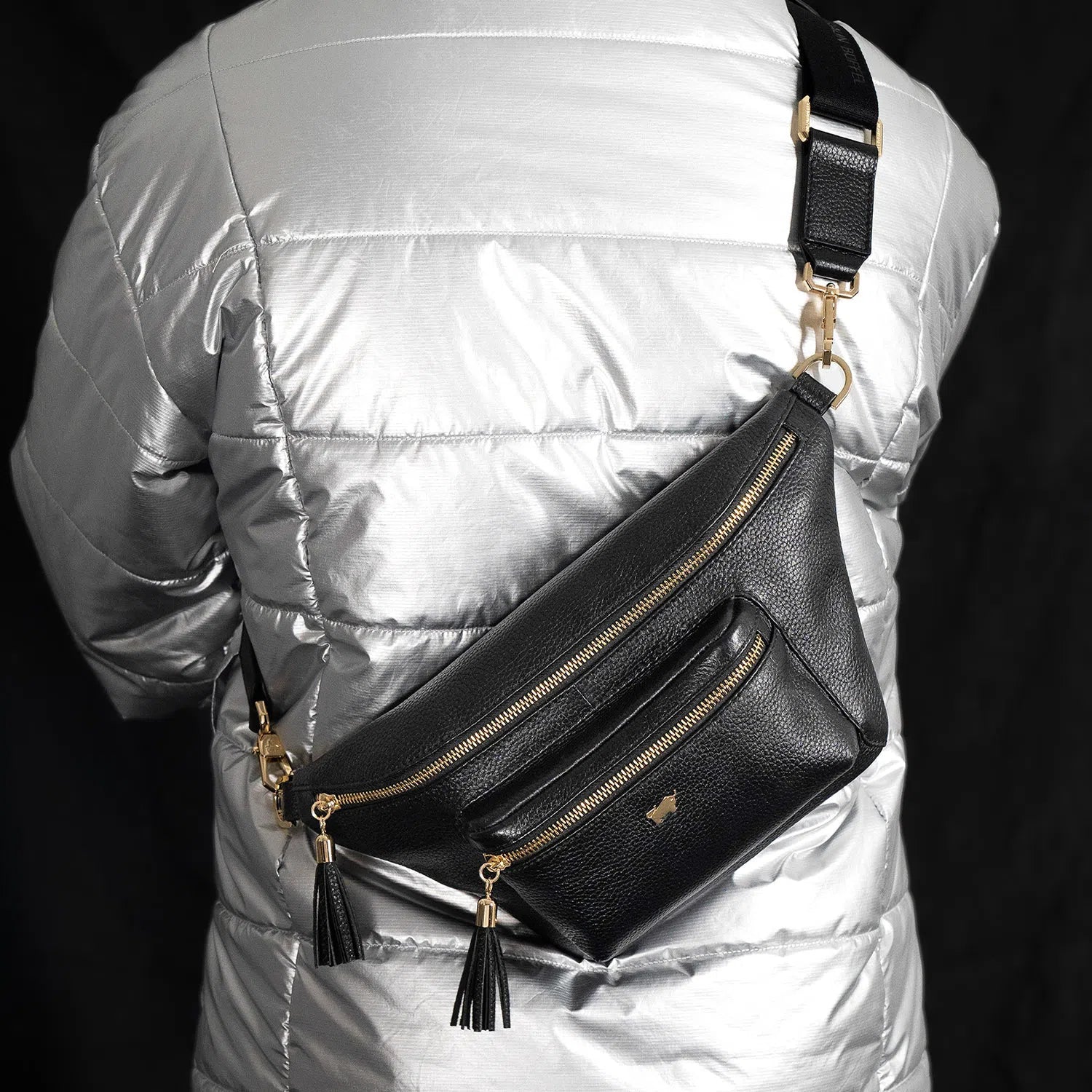 Keyfeature-1 ALESSIA Cross Body Bag schwarz