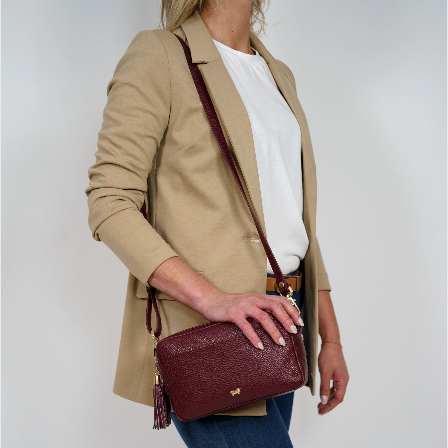 Keyfeature HANNA Umhängetasche Box dark wine