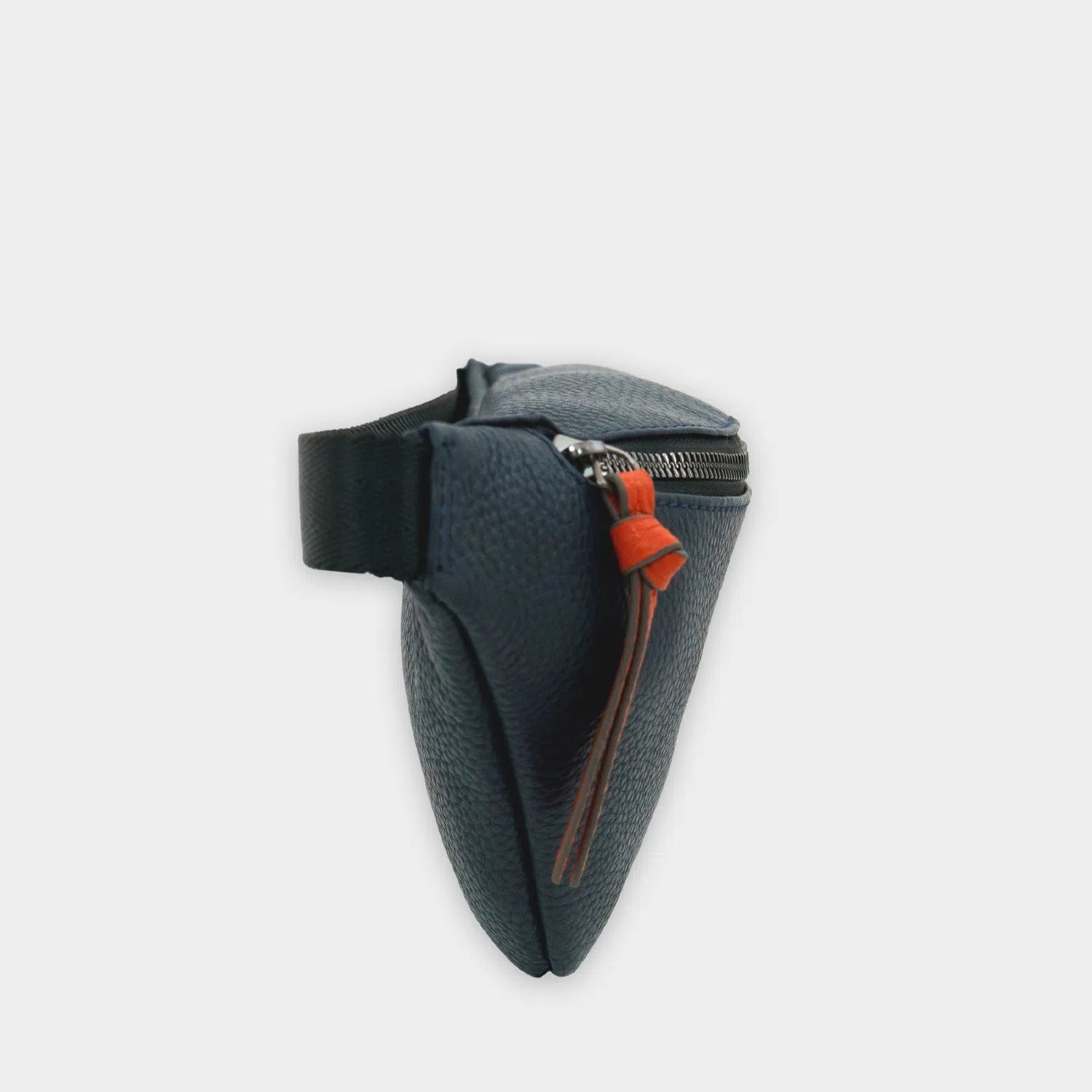 Seitenansicht NOVARA Cross Body Bag S dunkelblau