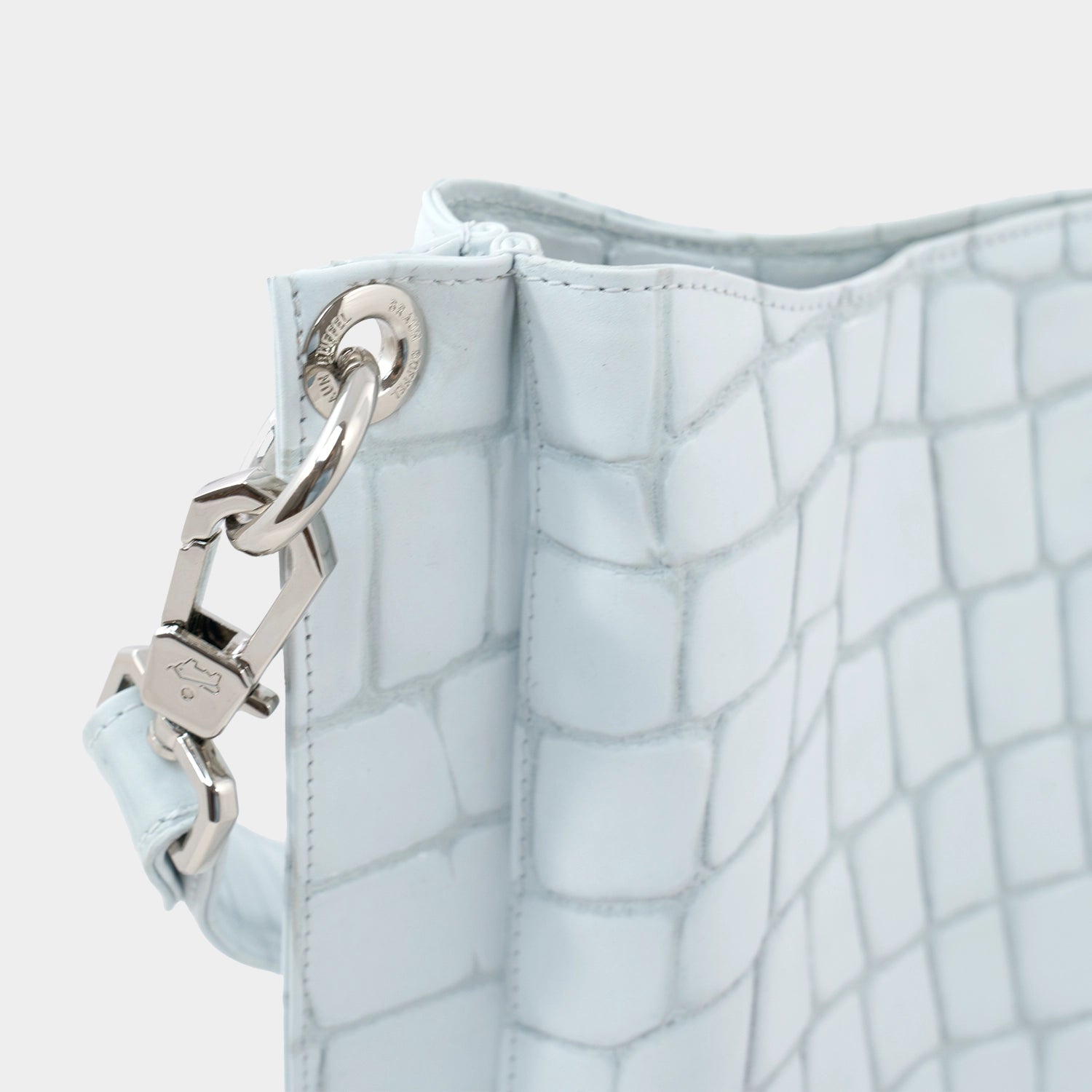 Keyfeature-2 Juliette Tote Bag M bianco