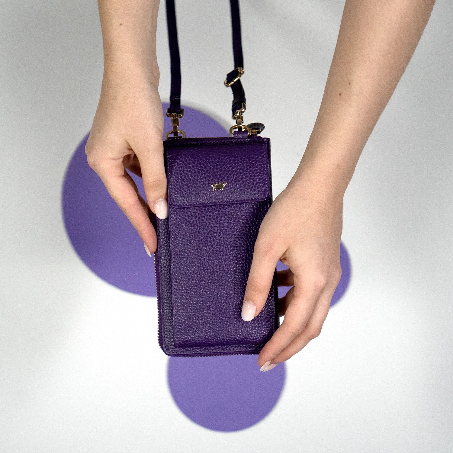 Keyfeature-1 ASTI RV-Geldbörse mit Handyfach dark violet
