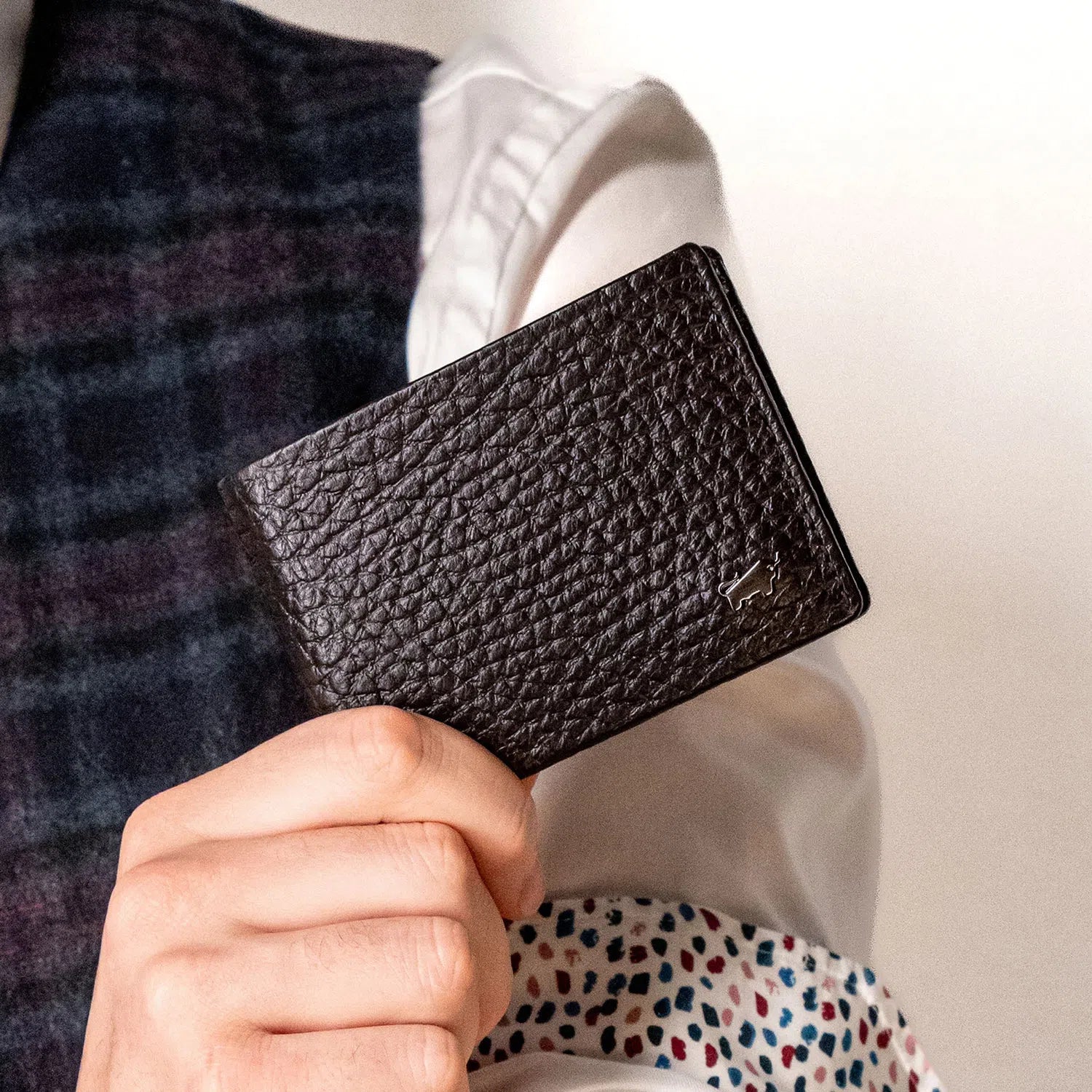 YANNIK RFID Geldbörse 8CS schwarz