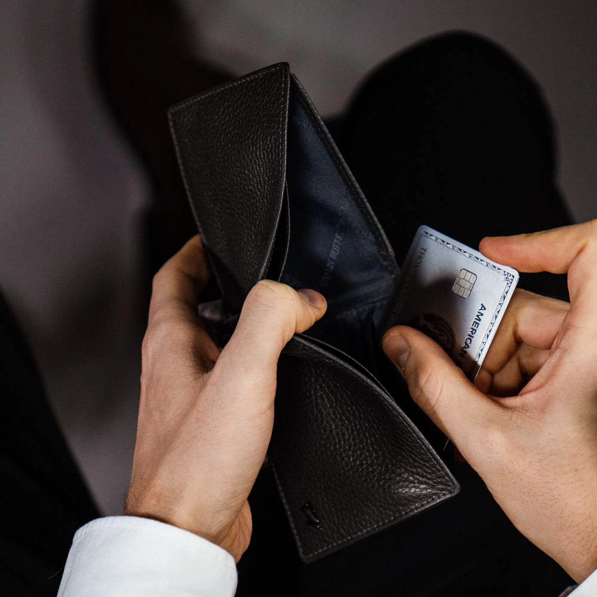 Keyfeature-1 THEO RFID Geldbörse 4+4CS schwarz