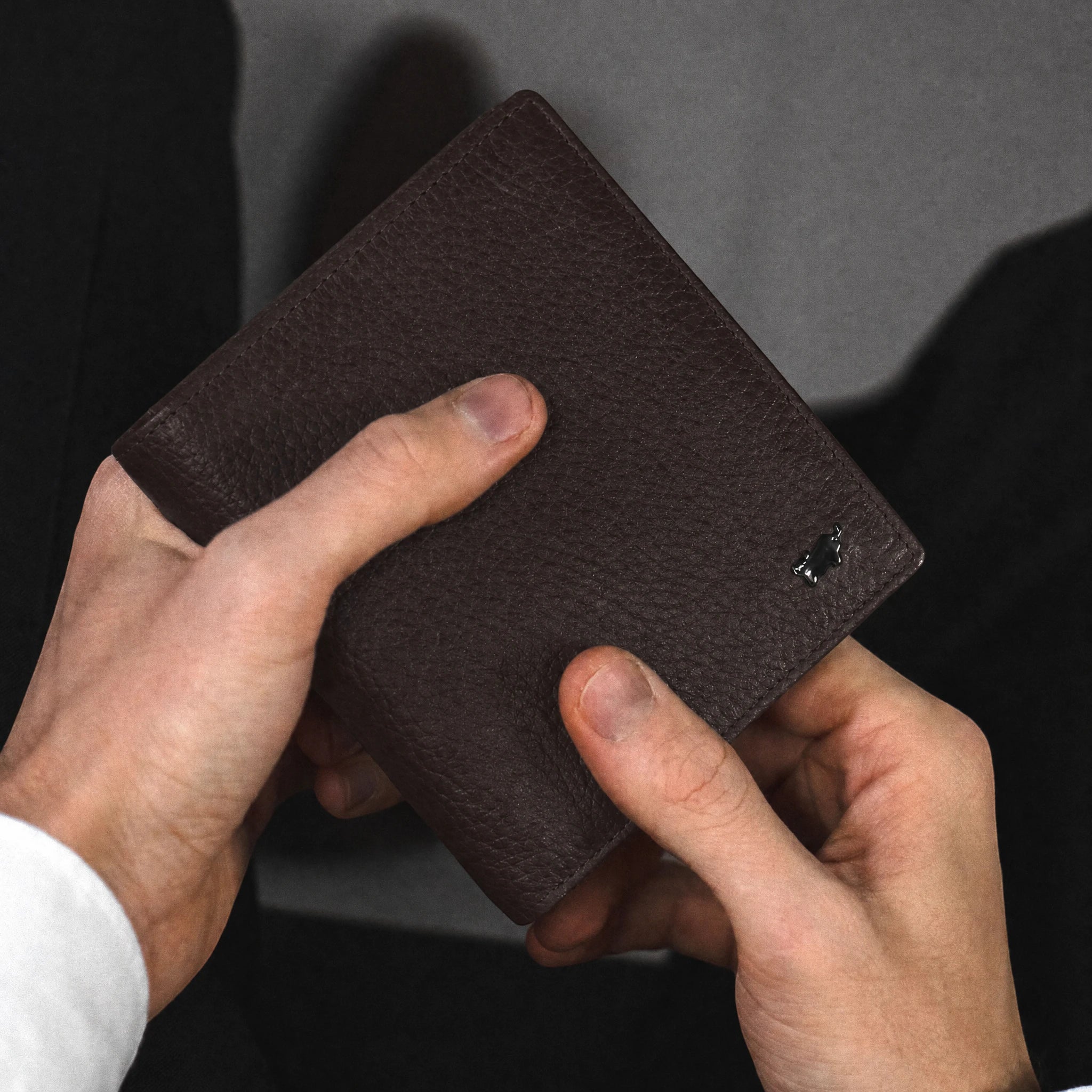 Keyfeature THEO RFID Geldbörse H 8CS braun