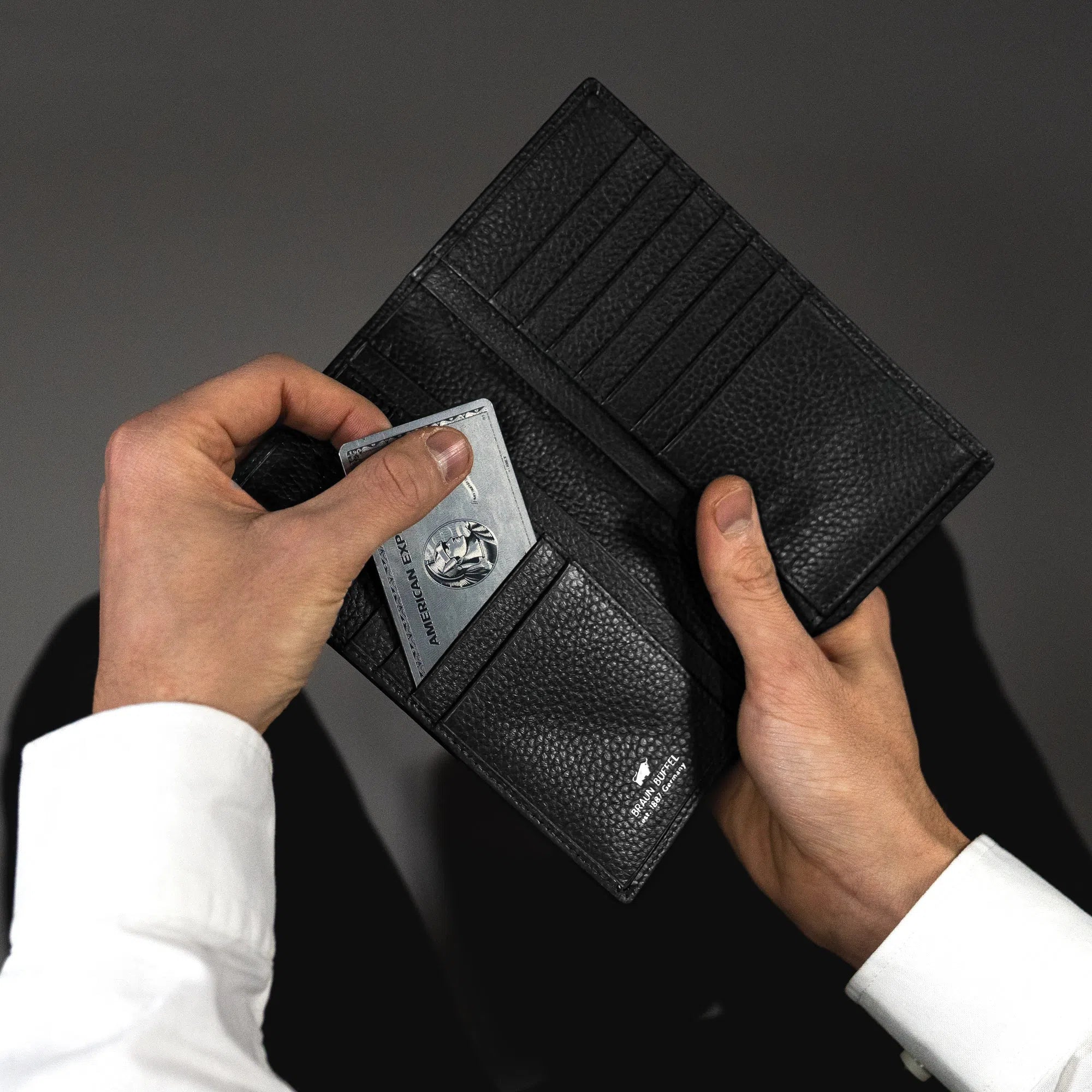 Keyfeature-1 THEO RFID Brieftasche 14CS schwarz