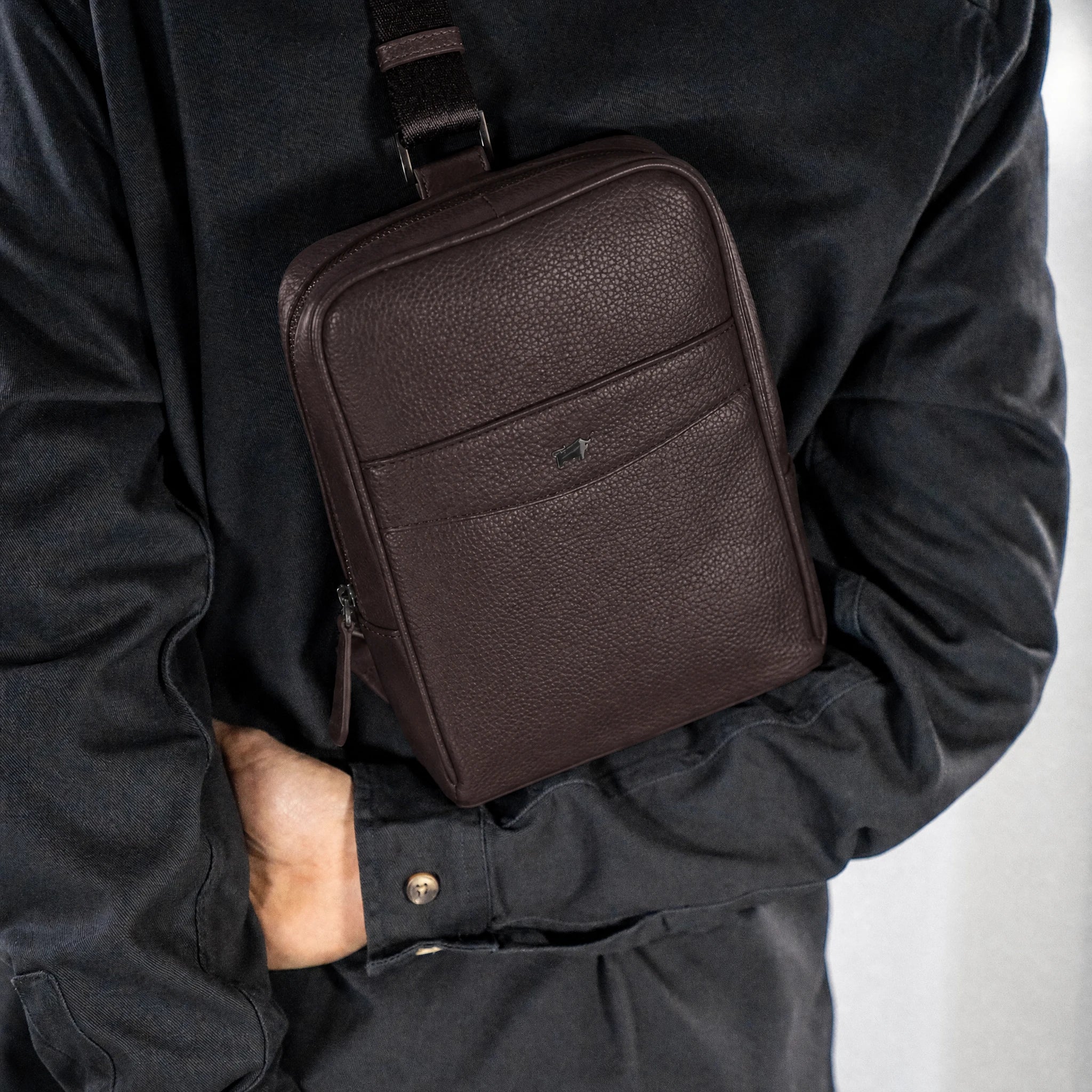 Tragebild THEO Cross Body braun