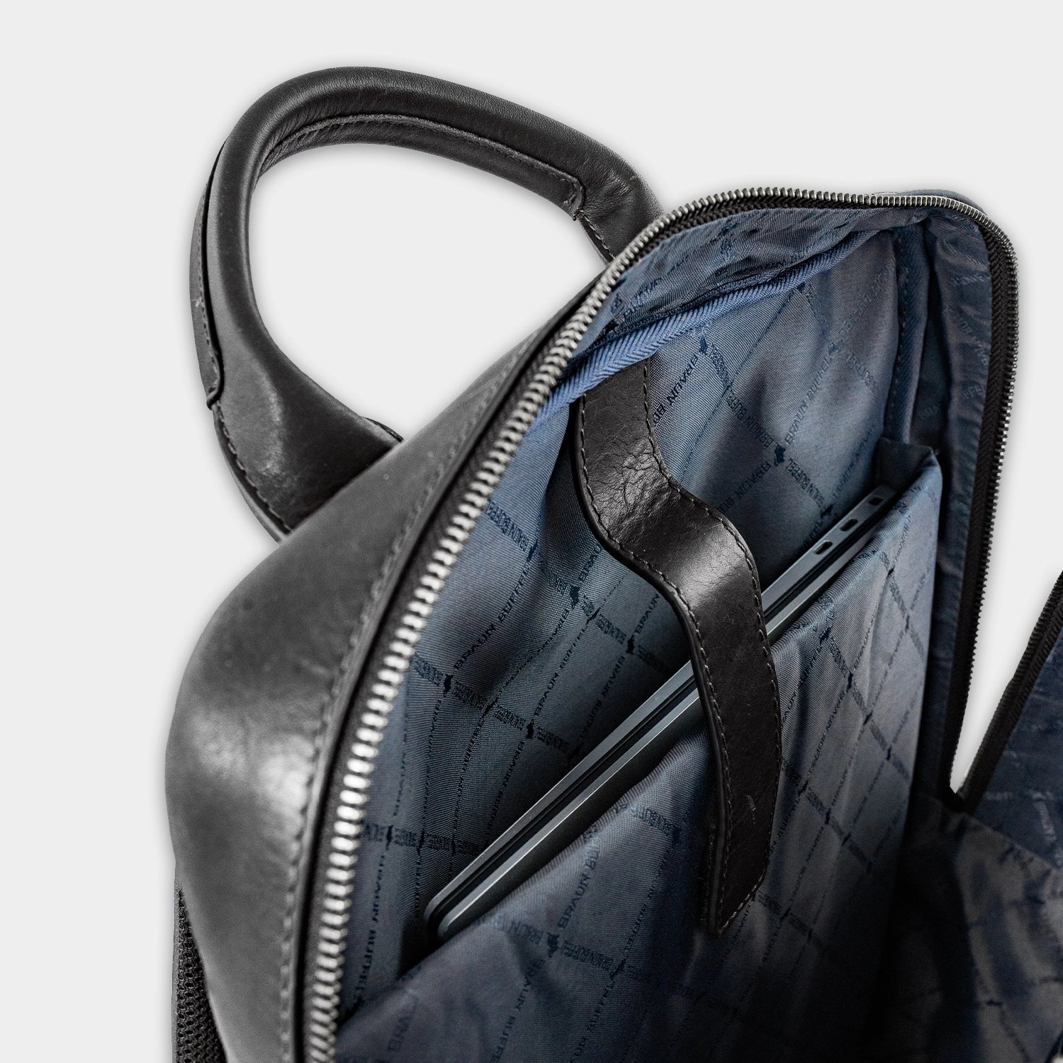 Keyfeature-3 PARMA Rucksack M schwarz