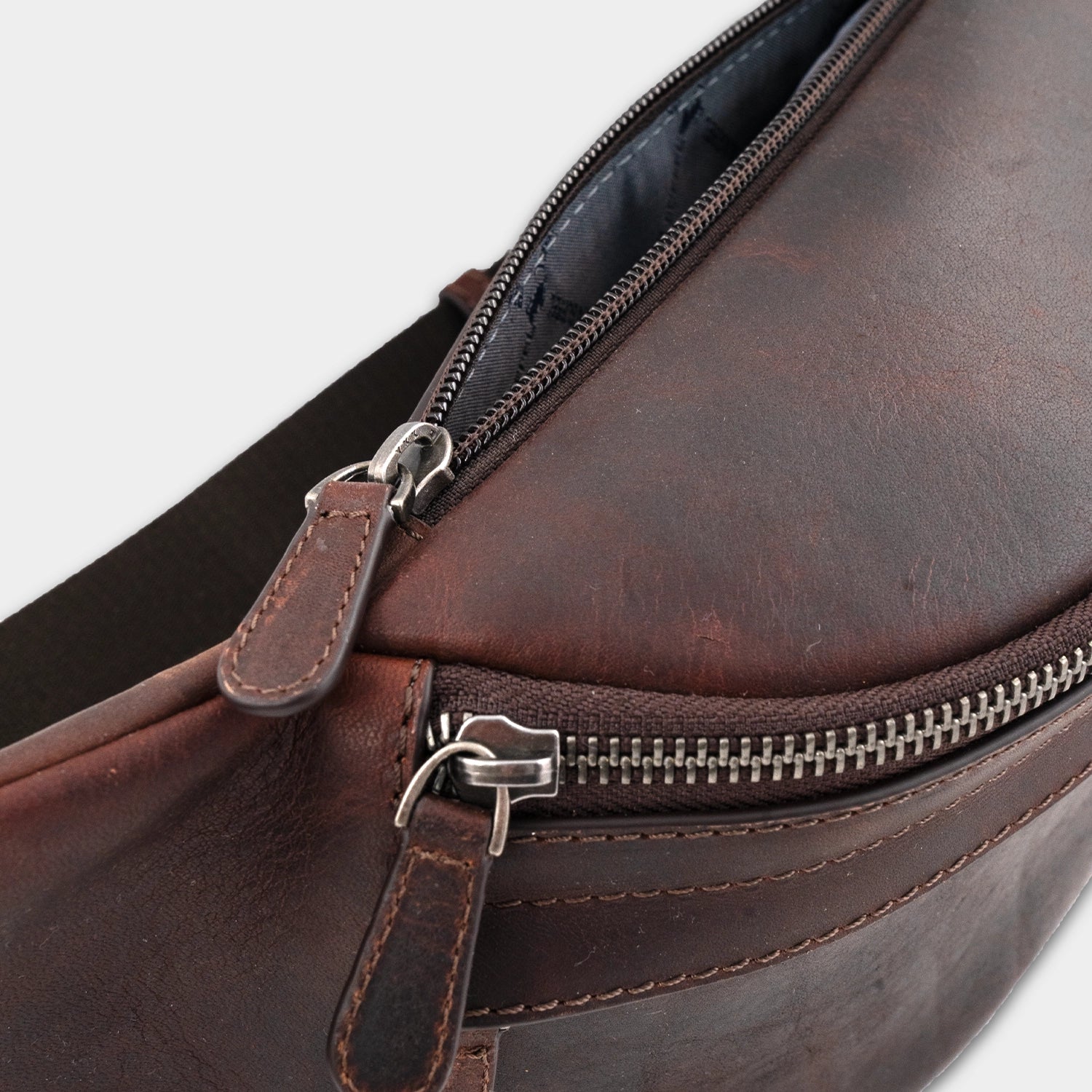 Keyfeature-2 PARMA Cross Body Bag braun