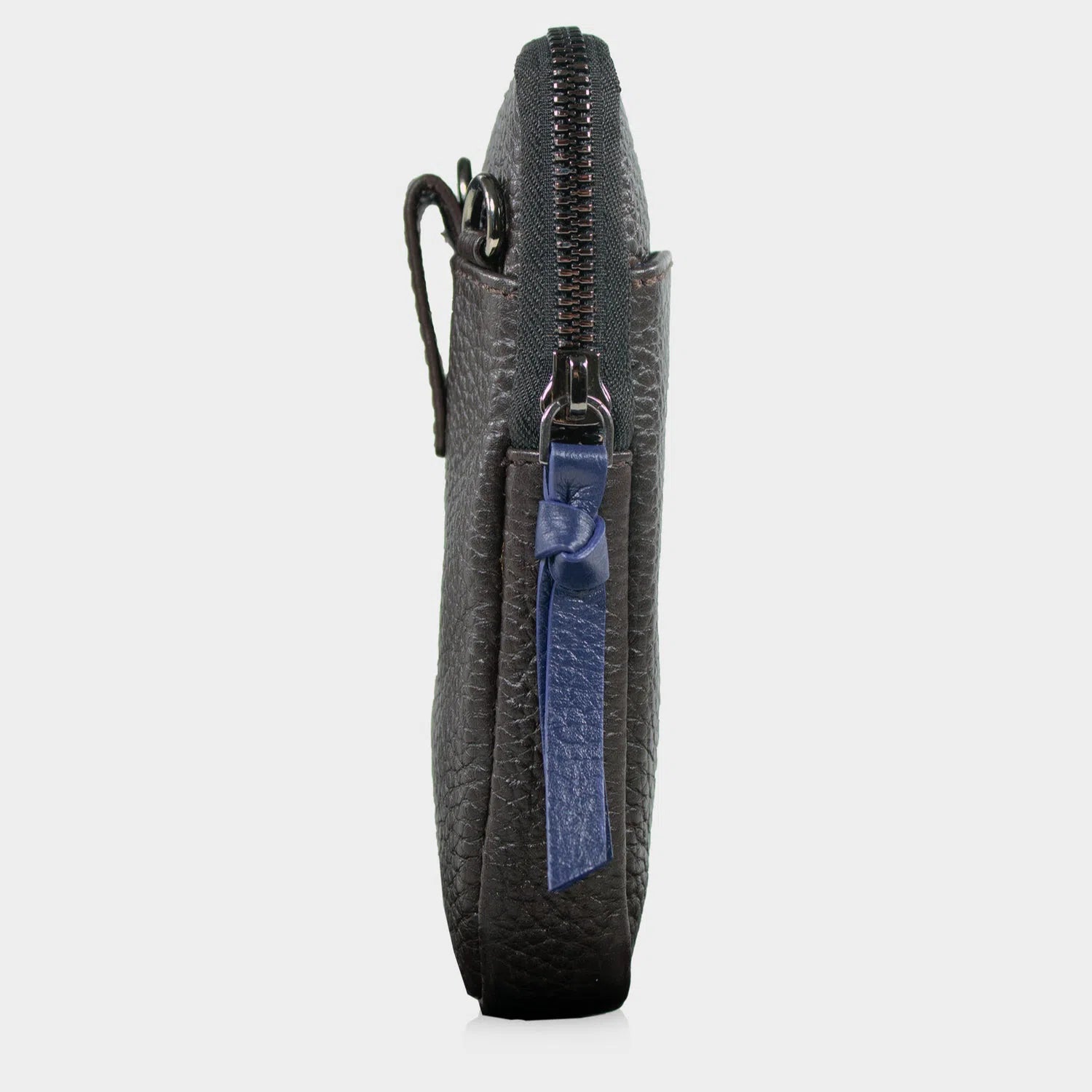 Seitenansicht NOVARA Phone Pouch braun