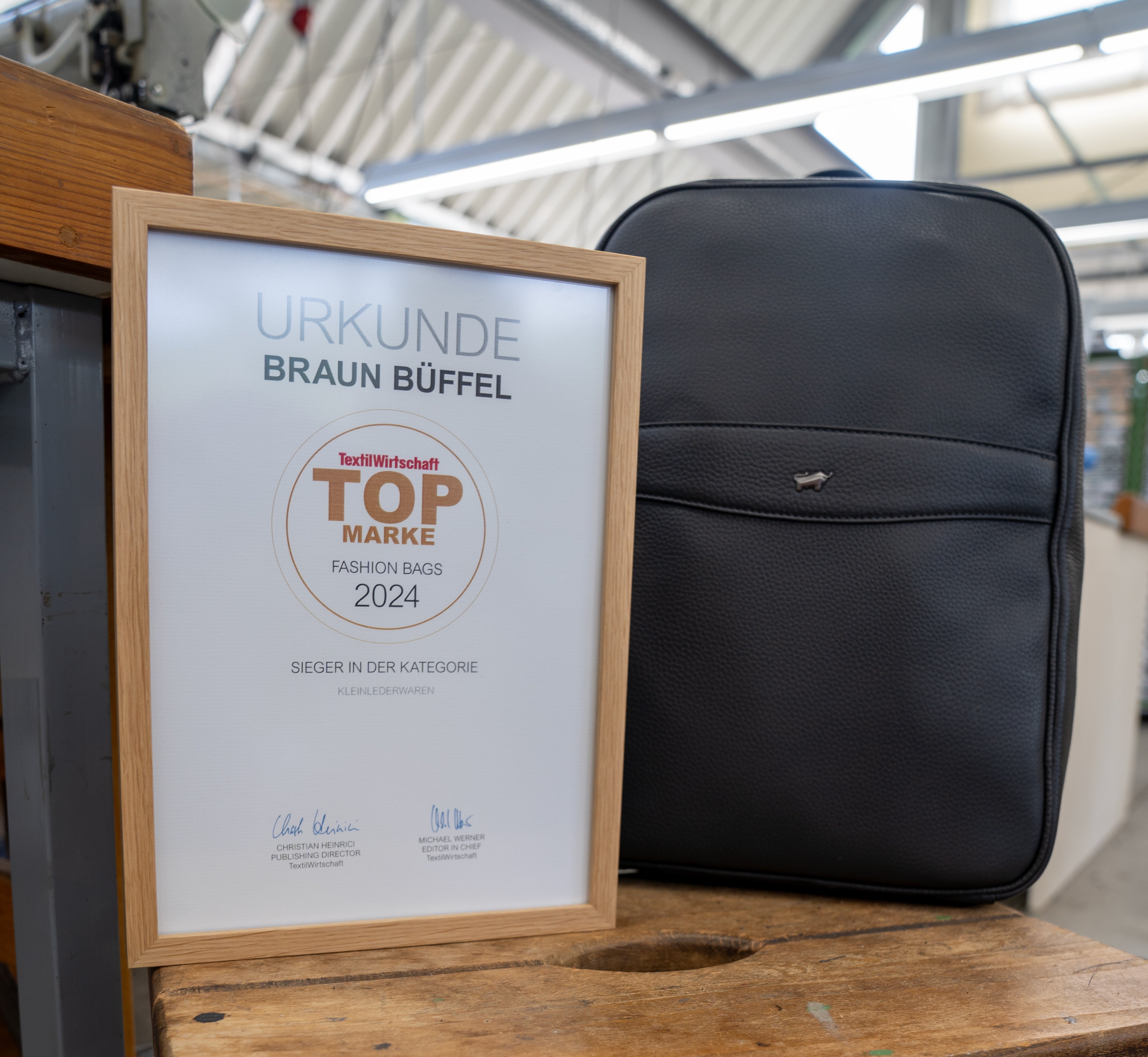 Urkunde von BRAUN BÜFFEL