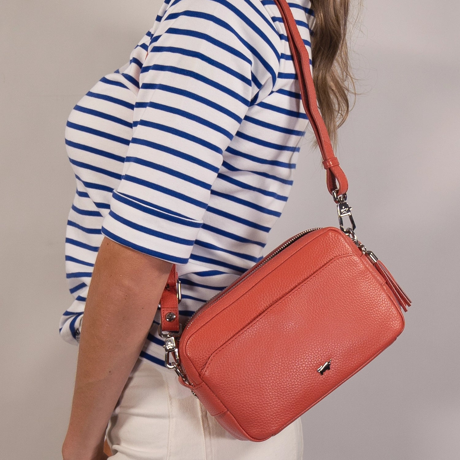 Keyfeature HANNA Umhängetasche box dark coral