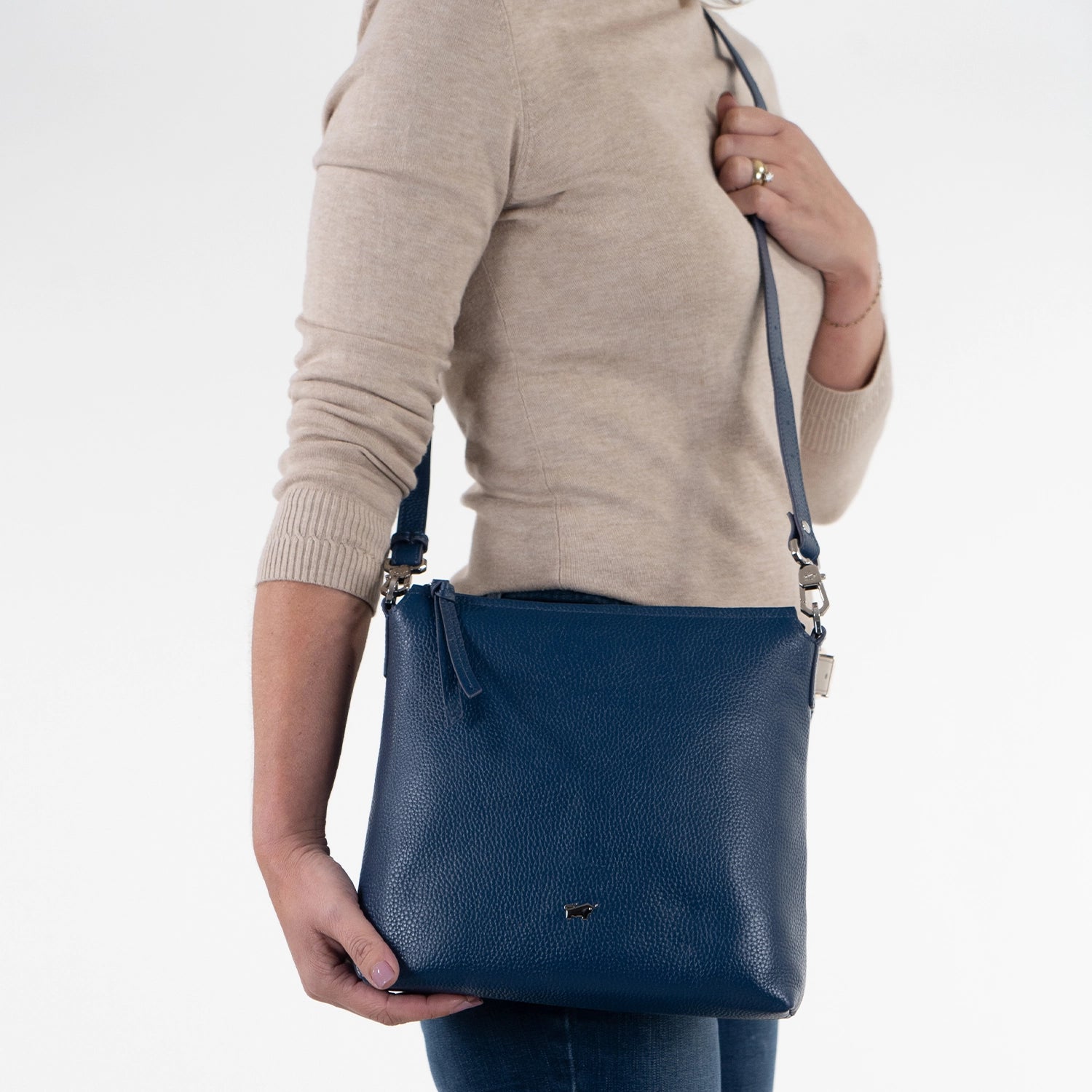 Keyfeature HANNA Umhängetasche M blue sapphire