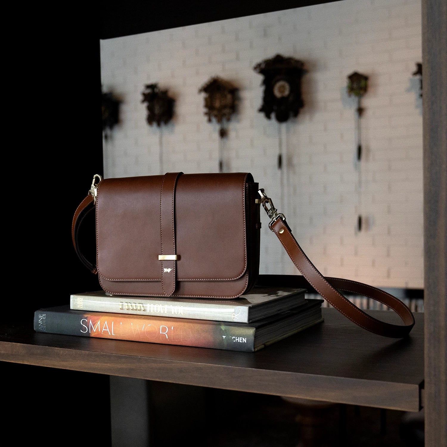 Keyfeature ALICE Umhängetasche cognac