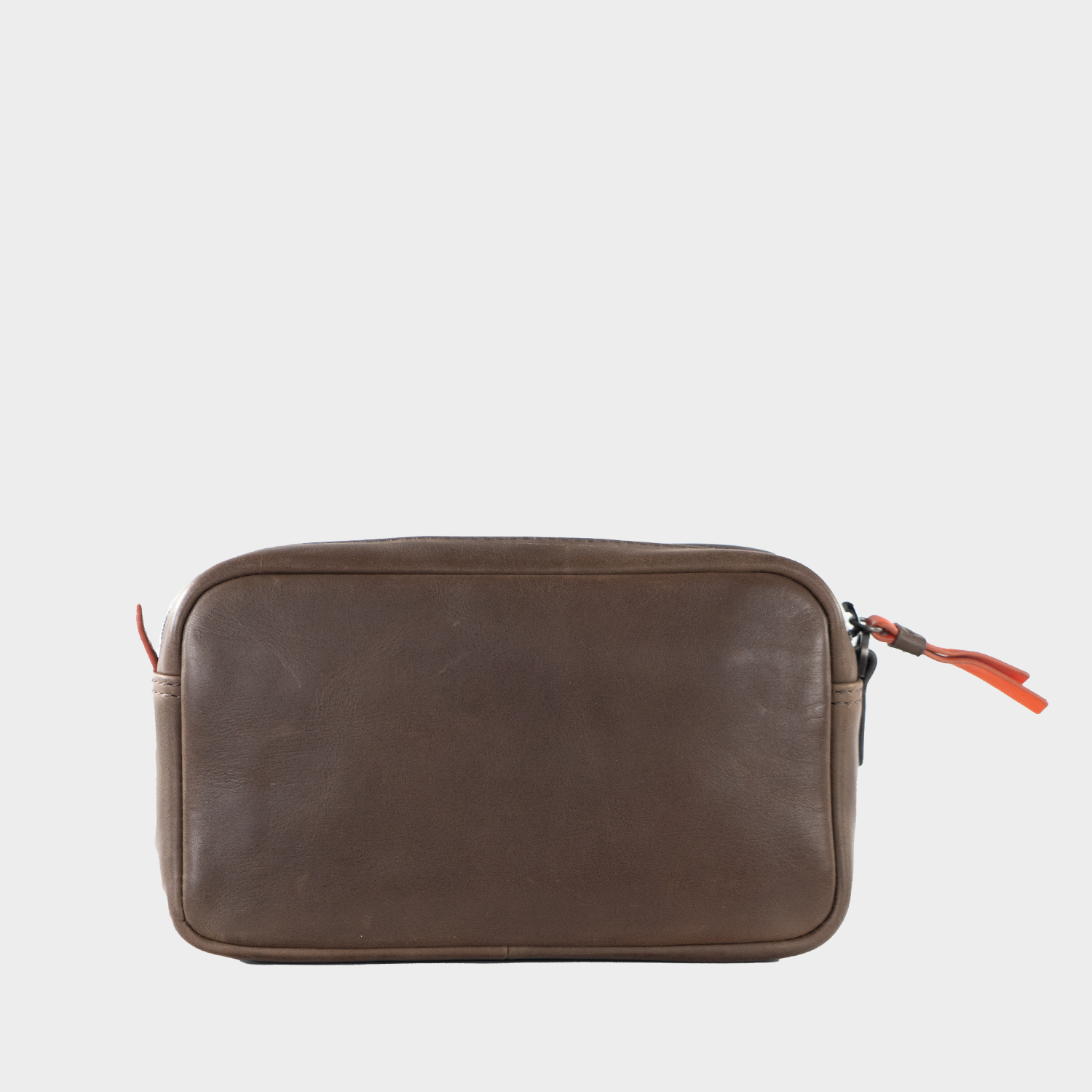 Rueckansicht TOBI Clutch brown