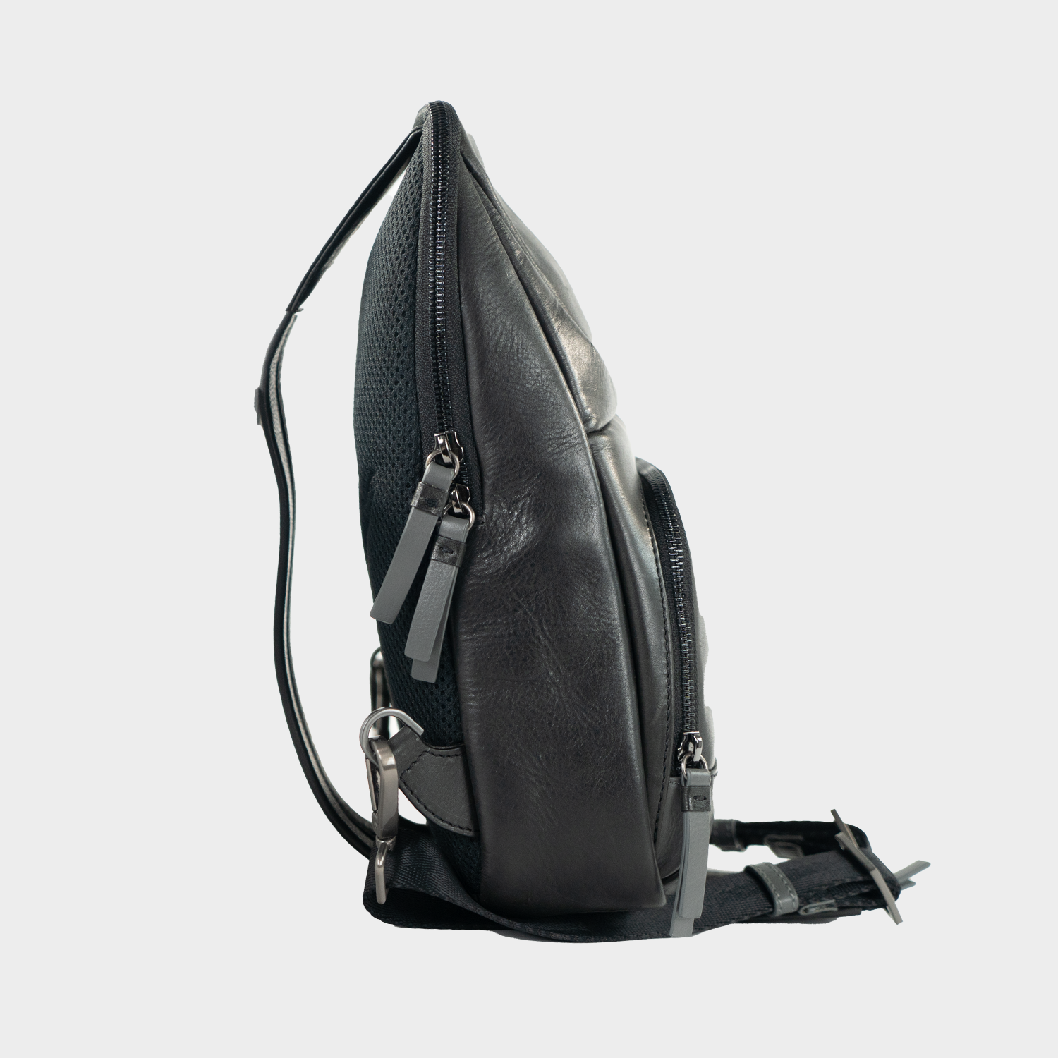 Seitenansicht TOBI Rucksack S black