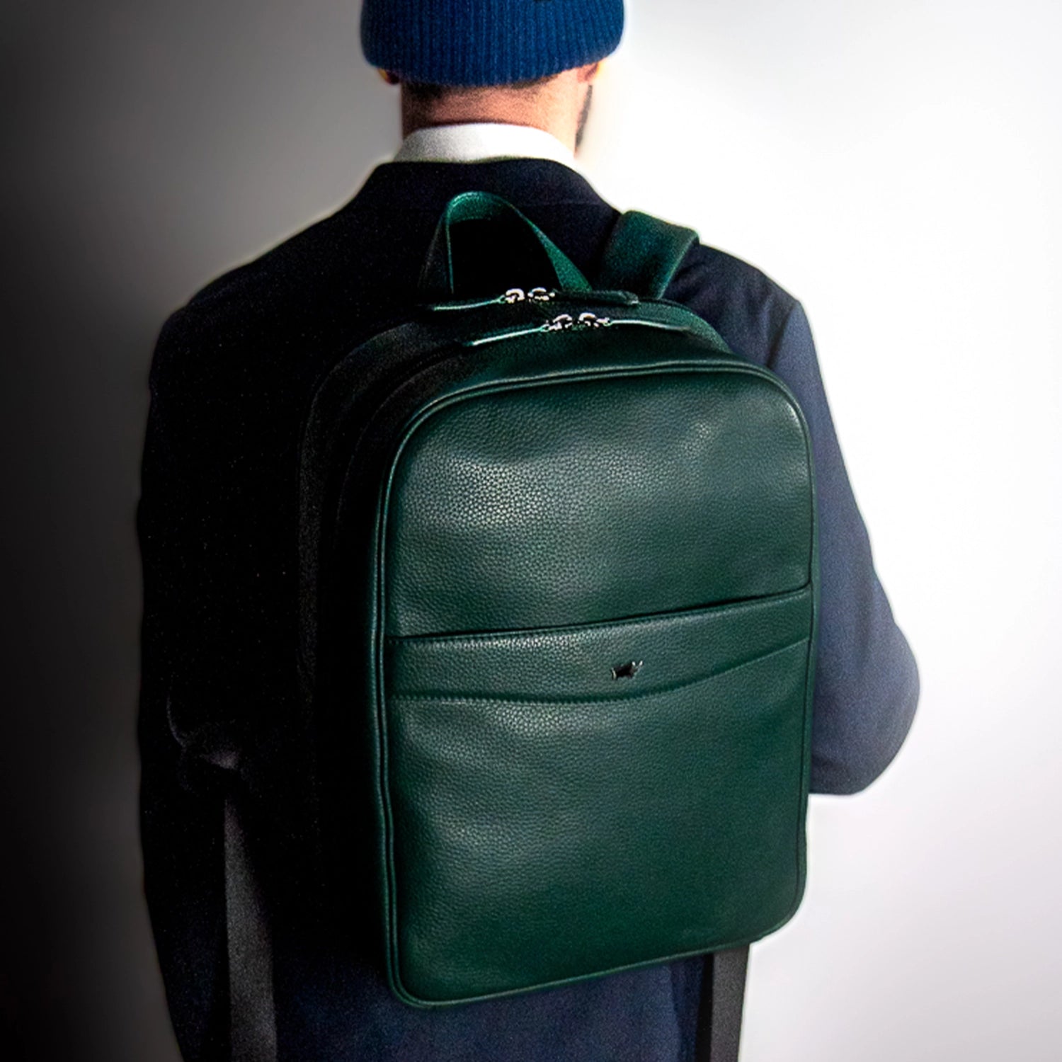 Keyfeature-2 THEO Rucksack deep green