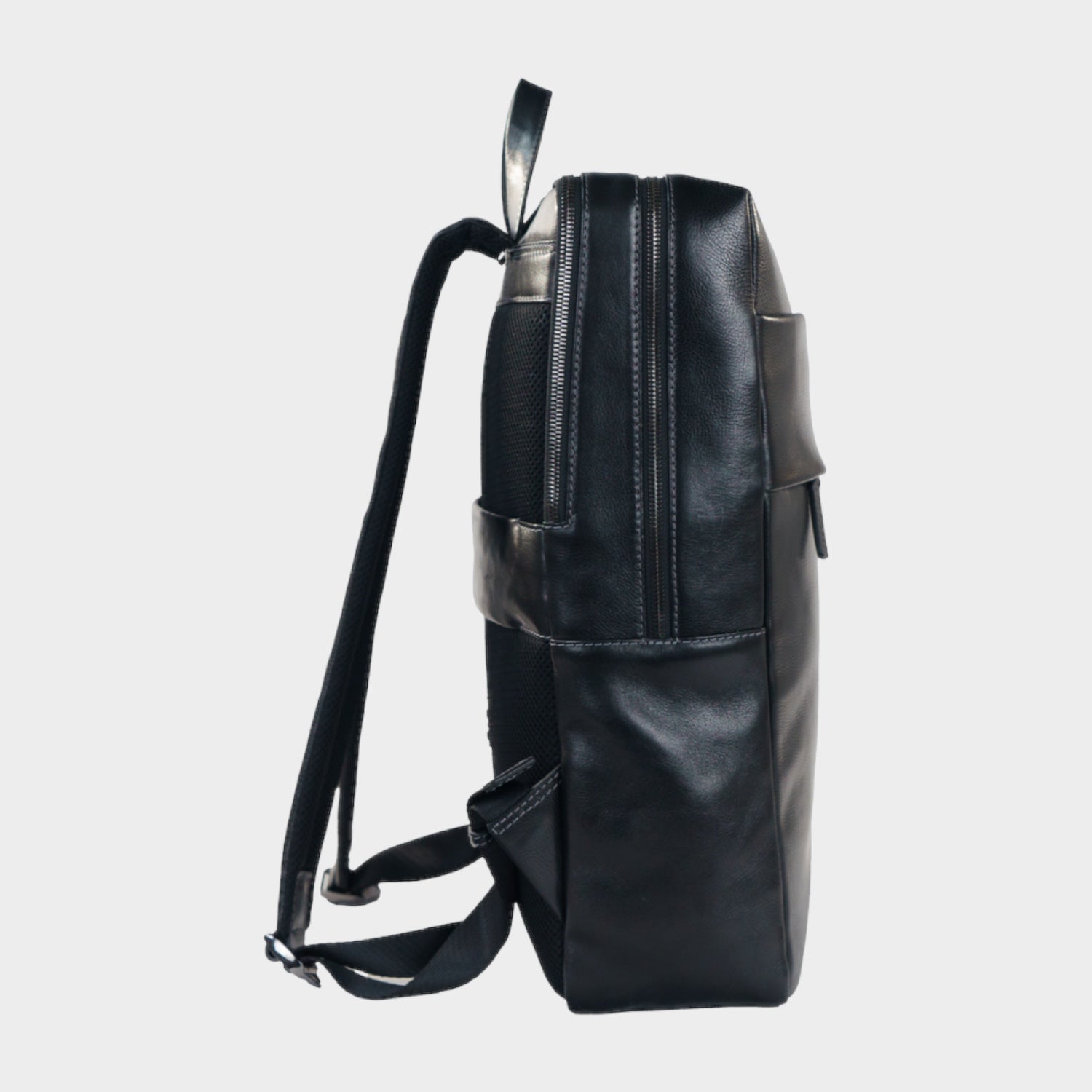 Seitenansicht AREZZO Rucksack schwarz