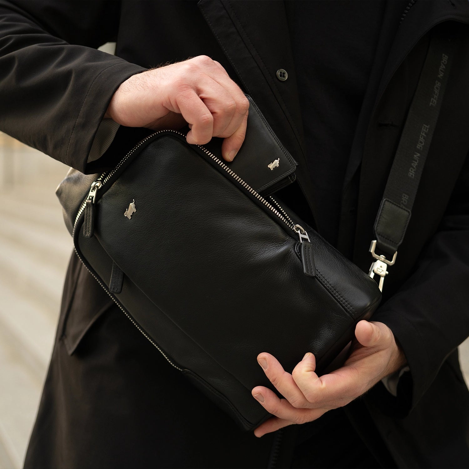 Keyfeature GOLF Sling Bag schwarz